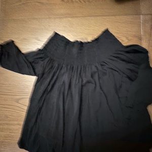 Ralph Lauren off the shoulder top. Size 3X